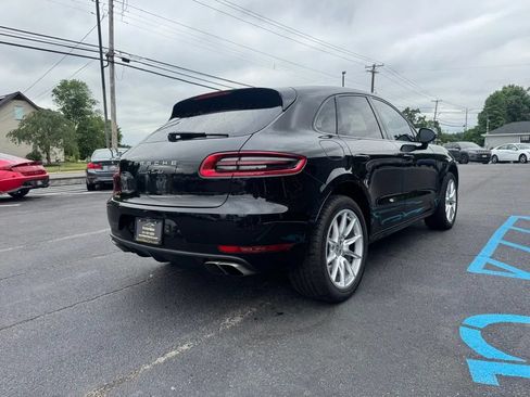 Used 2015 Porsche Macan Turbo w/ Sport Chrono Package AWD/4WD image 3