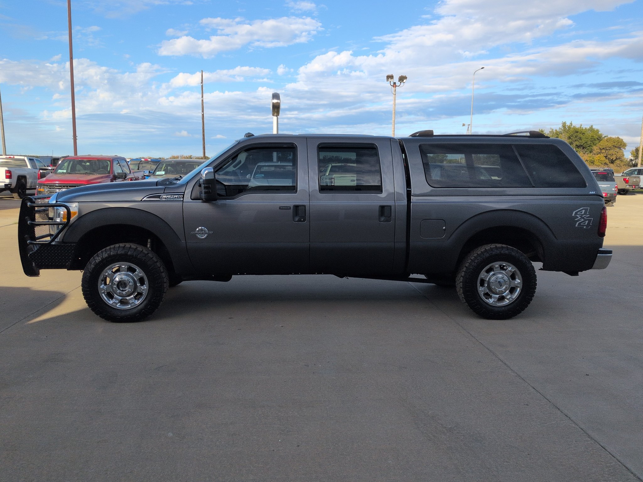 Used 2012 Ford F250 XLT w/ XLT Premium Pkg AWD/4WD image 5