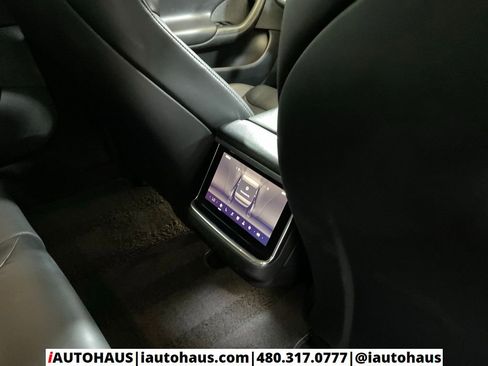 Used 2022 Tesla Model S image 22
