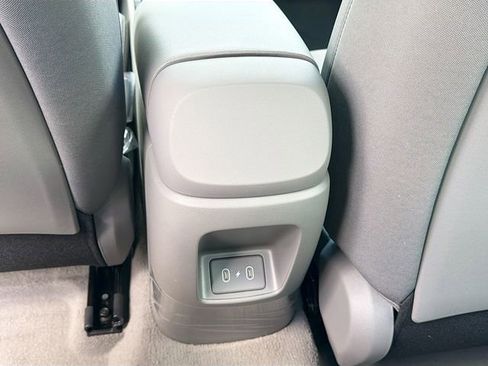 New 2026 Hyundai Elantra SE w/ Cargo Package FWD image 24