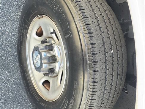 Used 2019 Chevrolet Express 3500 LT w/ LT Preferred Equipment Group image 15