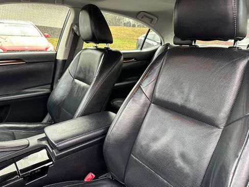 Used 2015 Lexus ES 350 w/ Luxury Package FWD image 10
