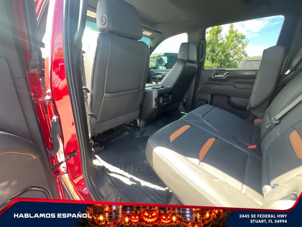 Used 2024 GMC Sierra 2500 AT4 w/ AT4 Premium Plus Package AWD/4WD image 14