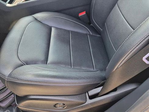 Used 2014 Mercedes-Benz ML 350 BlueTEC 4MATIC image 10