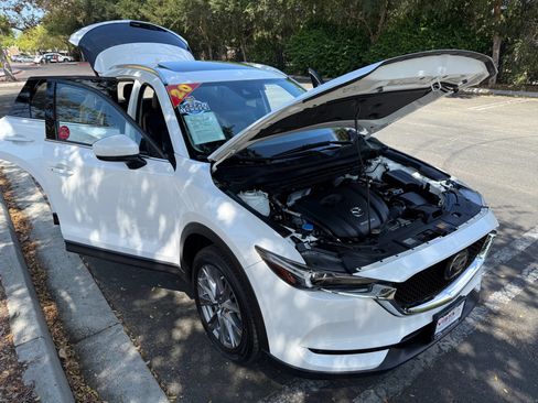Used 2020 MAZDA CX-5 Touring FWD image 24