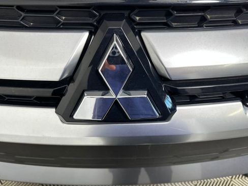 Used 2024 Mitsubishi Outlander Sport SEL AWD/4WD image 9