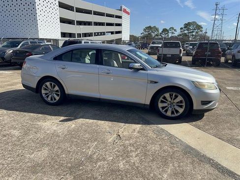 Used 2011 Ford Taurus Limited w/ 303A Rapid Spec Order Code image 4