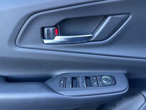 New 2026 Toyota Prius Plug-In Hybrid image 13