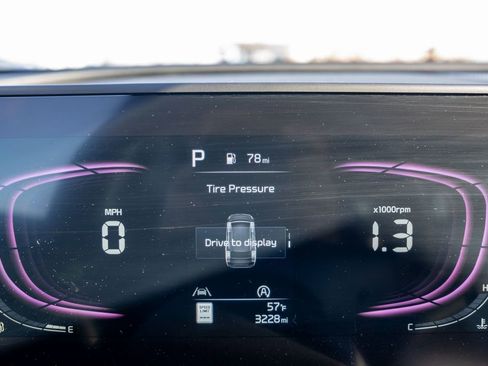 Used 2024 Kia Sportage EX image 23