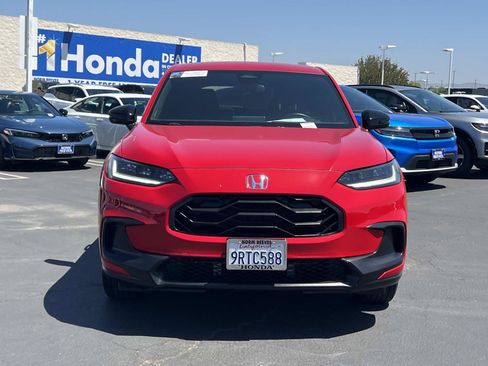 Certified 2025 Honda HR-V Sport image 4