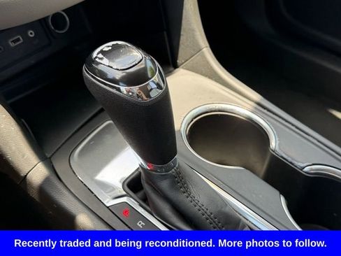 Used 2021 Chevrolet Equinox LS w/ LS Convenience Package FWD image 25