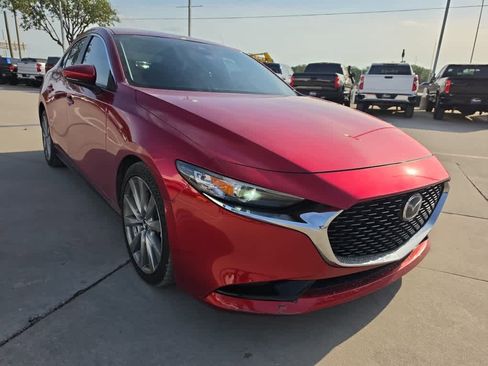 Used 2019 MAZDA MAZDA3 AWD Sedan w/ Select Package image 4