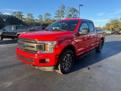 Used 2018 Ford F150 XLT w/ Equipment Group 302A Luxury image 4