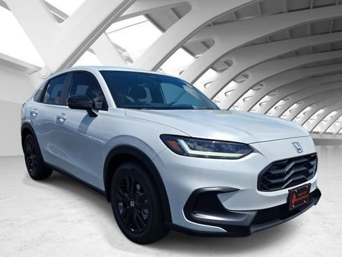 New 2026 Honda HR-V Sport image 1