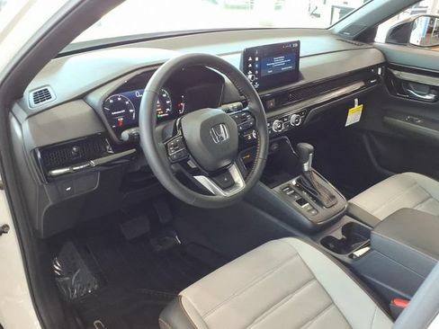 Used 2026 Honda CR-V Sport Touring image 5