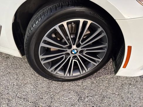 Used 2019 BMW 530i 530i w/ Convenience Package image 12