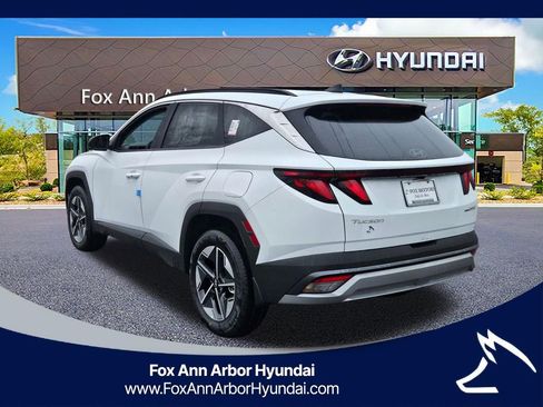 New 2026 Hyundai Tucson SEL image 3