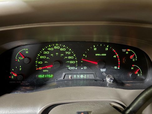 Used 2002 Ford Excursion Limited image 9