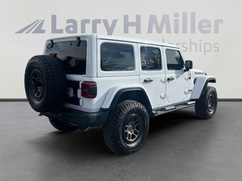Used 2022 Jeep Wrangler Unlimited Rubicon w/ Xtreme Recon 35" Tire Package image 5