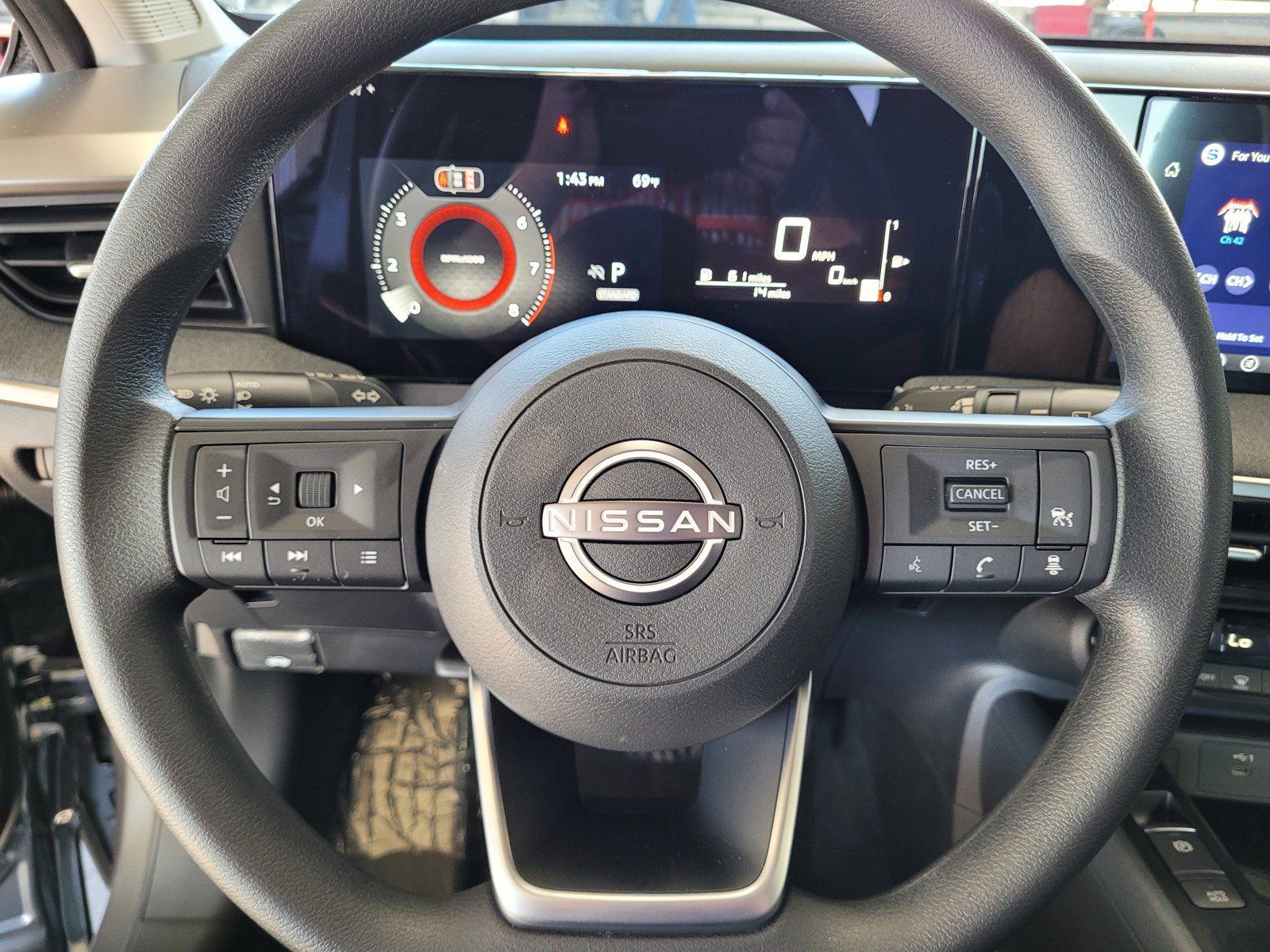 New 2026 Nissan Kicks SV w/ SV Premium Package FWD image 12