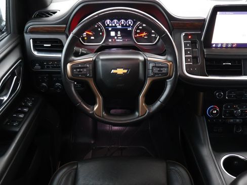 Used 2021 Chevrolet Suburban High Country image 11
