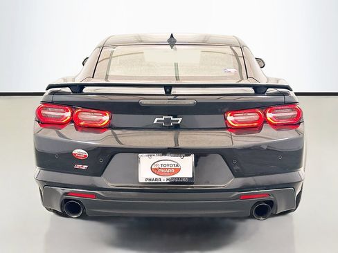 Used 2019 Chevrolet Camaro SS RWD image 5