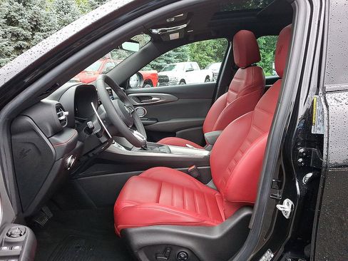 Used 2024 Dodge Hornet R/T Plus w/ R/T Blacktop Package AWD/4WD image 11