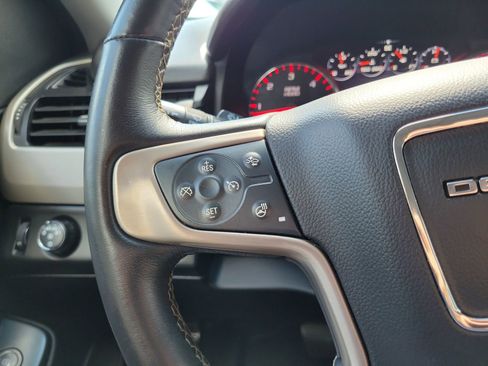 Used 2015 GMC Yukon XL Denali AWD/4WD image 18