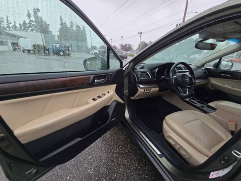 Used 2019 Subaru Outback 2.5i Limited w/ Popular Package #2 AWD/4WD image 20