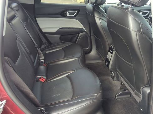 Certified 2022 Jeep Compass Limited image 24