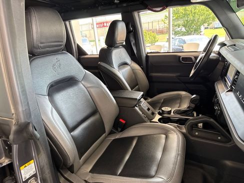 Used 2023 Ford Bronco Big Bend w/ Sasquatch Package AWD/4WD image 46