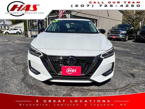 Used 2022 Nissan Sentra SR w/ SR Premium Package image 9