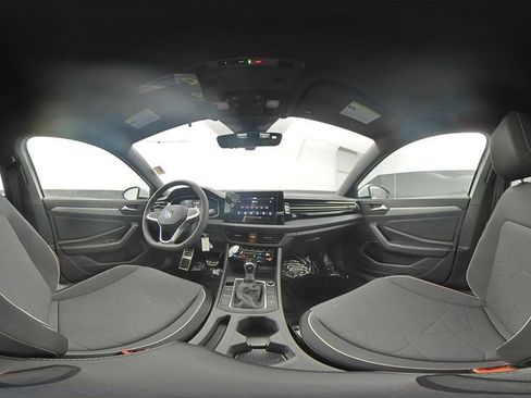 Used 2026 Volkswagen Jetta Sport FWD image 13