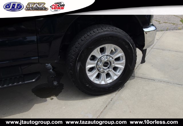 Used 2021 Ford F250 XLT w/ XLT Value Package AWD/4WD image 9