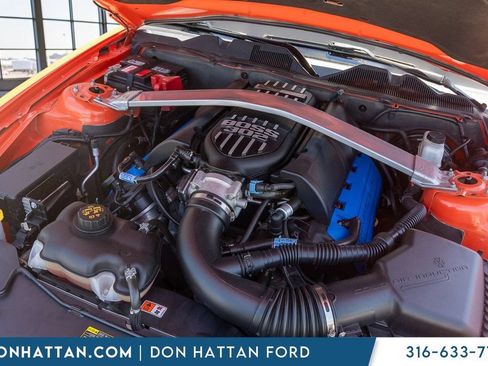 Used 2012 Ford Mustang Boss 302 w/ Boss 302 Accessory Pkg RWD image 31