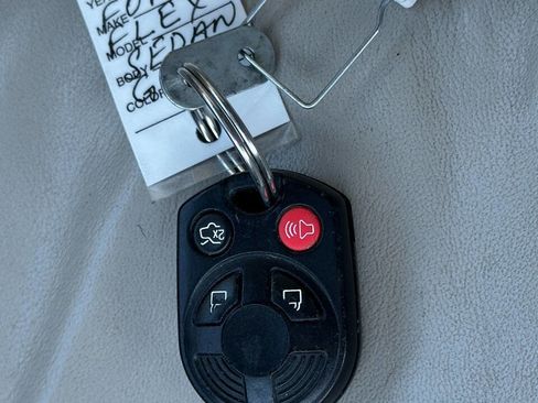 Used 2009 Ford Flex SEL image 62