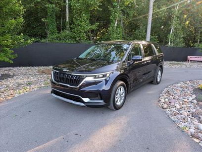 Used 2024 Kia Carnival LX