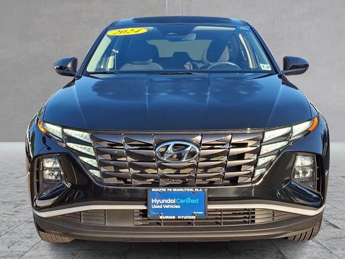 Certified 2024 Hyundai Tucson SE FWD image 2