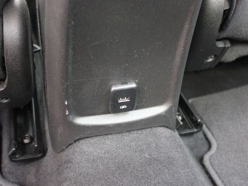 Certified 2018 Chevrolet Cruze LT FWD image 32