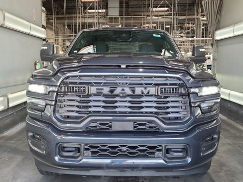 Used 2026 RAM 2500 Big Horn AWD/4WD image 3