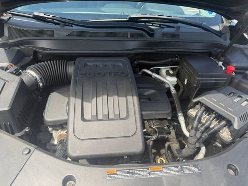 Used 2017 Chevrolet Equinox LS AWD/4WD image 17