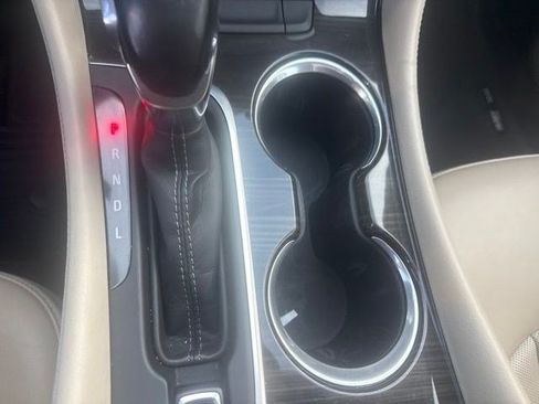 Used 2020 Buick Envision Essence w/ Experience Buick Package FWD image 19