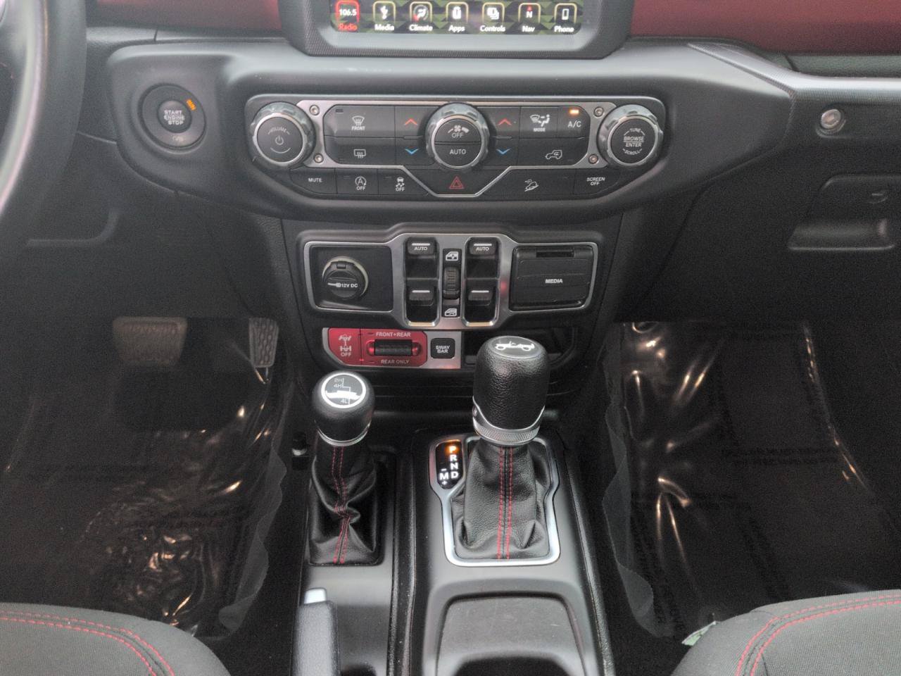 Used 2019 Jeep Wrangler Unlimited Rubicon AWD/4WD image 13