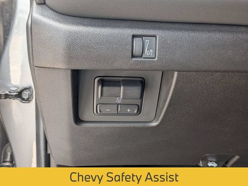 Used 2023 Chevrolet Colorado Z71 w/ Z71 Convenience Package 2 AWD/4WD image 21
