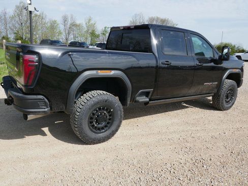 New 2026 GMC Sierra 2500 AT4X w/ AT4X AEV Edition AWD/4WD image 5