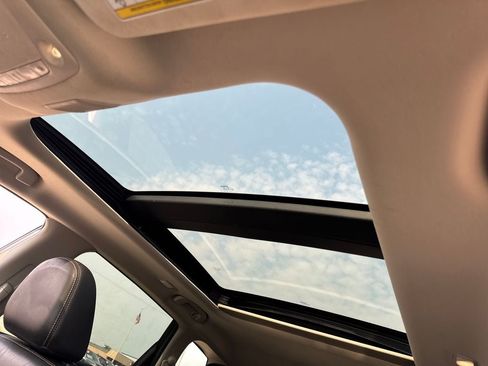 Used 2023 Nissan Murano Platinum w/ Cargo Package FWD image 17