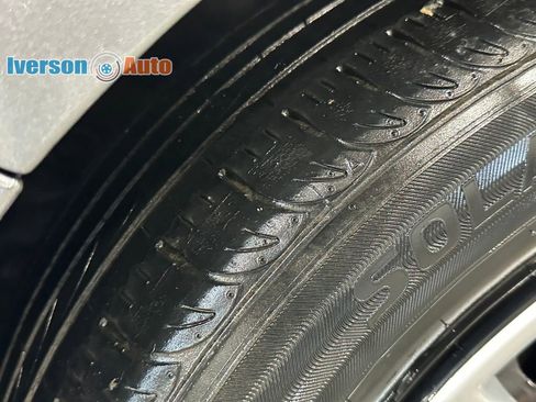 Used 2016 Nissan Altima 2.5 S w/ Power Driver Seat Package image 12