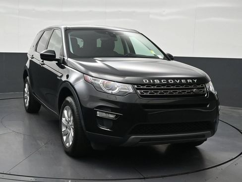 Used 2018 Land Rover Discovery Sport SE AWD/4WD image 7