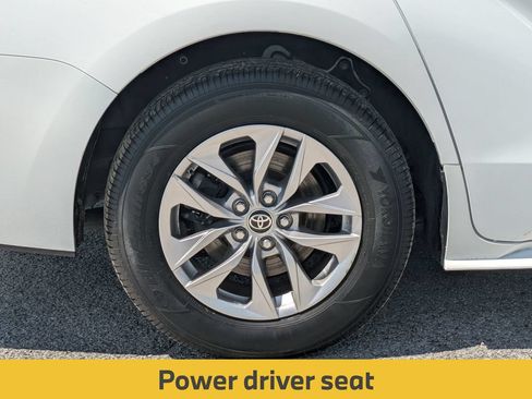 Used 2022 Toyota Sienna LE FWD image 12