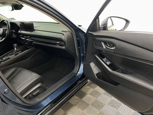 Used 2024 Honda Accord Touring image 38